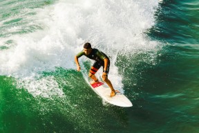 中超球队构建专项体能模块提升高强度对抗水平，中超球队训练基地一览2021年