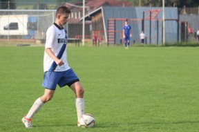 国际足球明星携手公益，推动青少年体育普及，国际青少年足球邀请赛