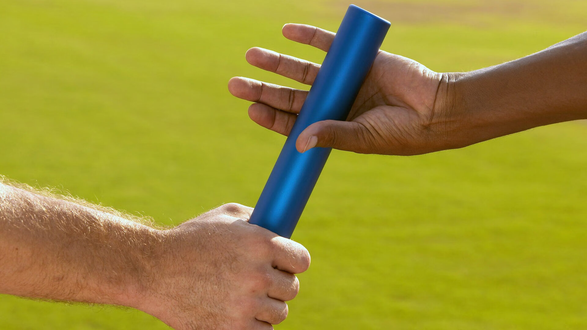 夺冠热门展开正面交锋，见证夺冠时刻